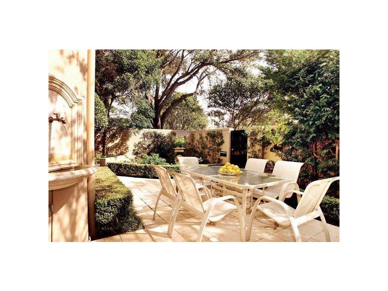 2/19 Watson Street, Neutral Bay NSW 2089