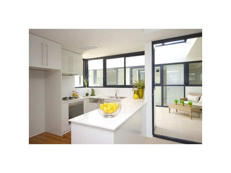 2/39 Willoughby Road, Crows Nest NSW 2065