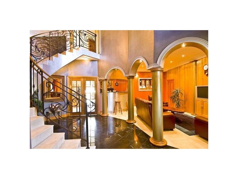 11 Tisane Ave, Frenchs Forest NSW 2086