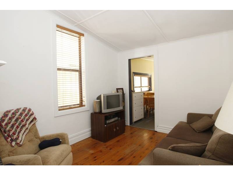 187 Sydenham Road, Marrickville NSW 2204