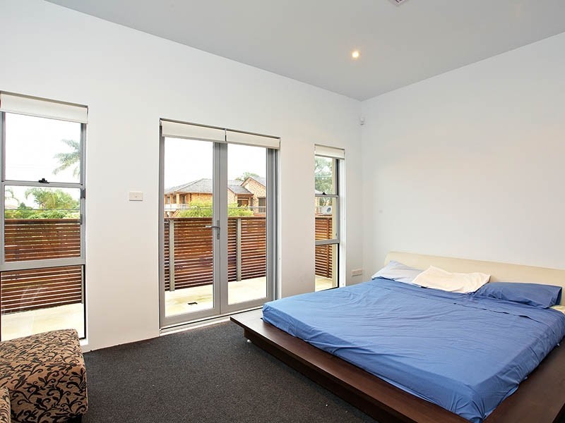 39 Thompson Street, Earlwood NSW 2206