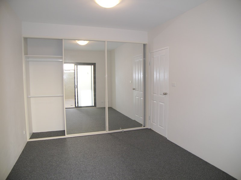 2/240 Marrickville Road, Marrickville NSW 2204