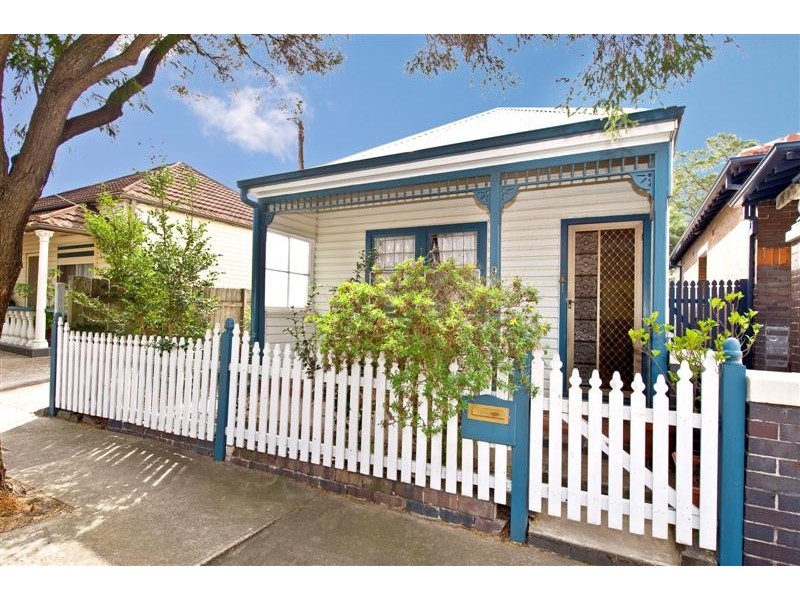 9 Hart Street, Tempe NSW 2044