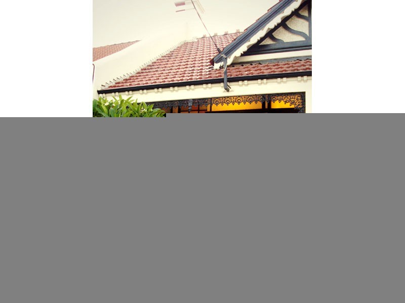 - Yelverton Street, Sydenham NSW 2044