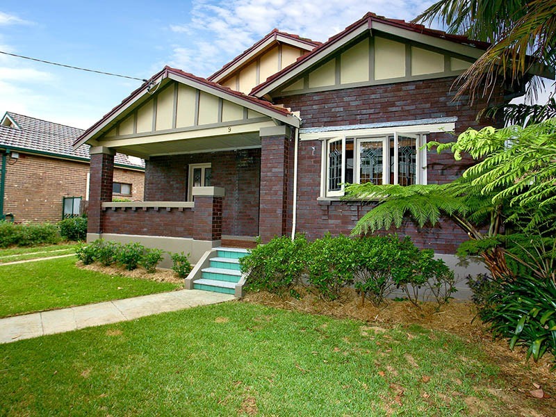 9 Roslyn Street, Ashbury NSW 2193