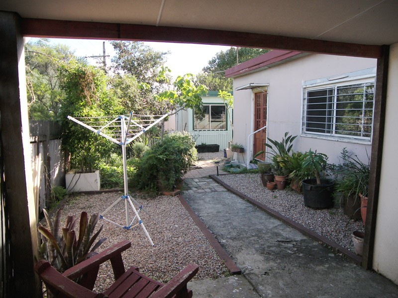 2 Fanning Street, Tempe NSW 2044