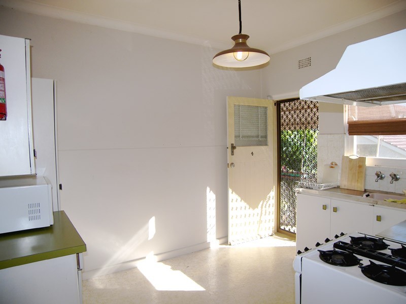 4/2a Enfield Street, Marrickville NSW 2204