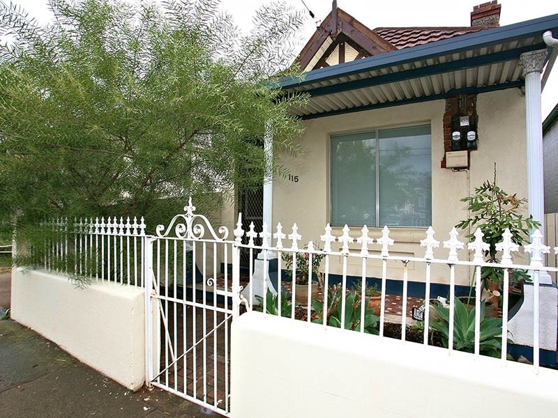 115 Unwins Bridge road, Tempe NSW 2044
