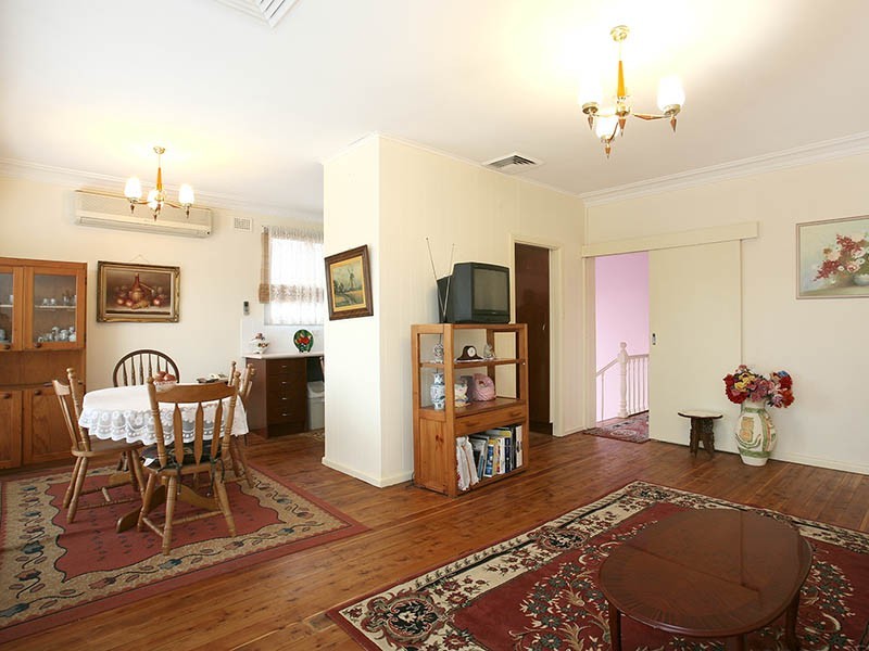 82 Sutherland Street, St Peters NSW 2044