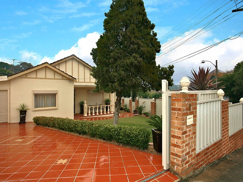 2 CARY STREET, Marrickville NSW 2204