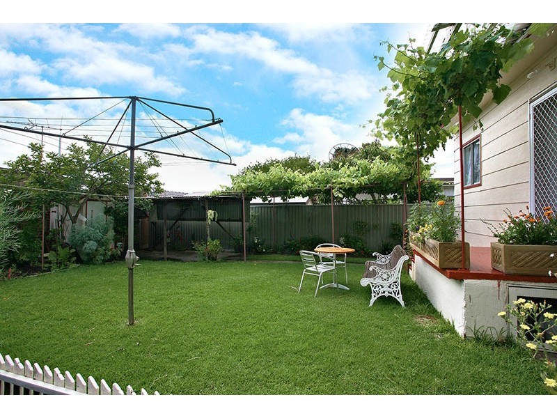 19 Schwebel Street, Marrickville NSW 2204