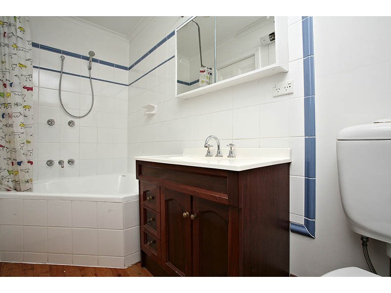 35 Calvert Street, Marrickville NSW 2204