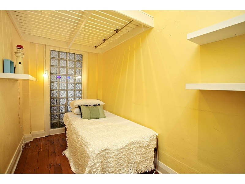 2/135 Petersham Road, Marrickville NSW 2204