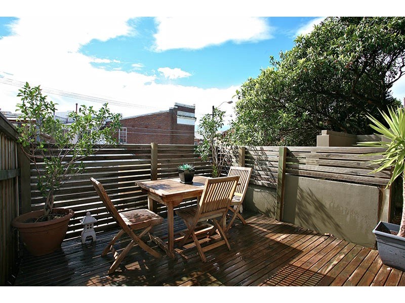 2/135 Petersham Road, Marrickville NSW 2204