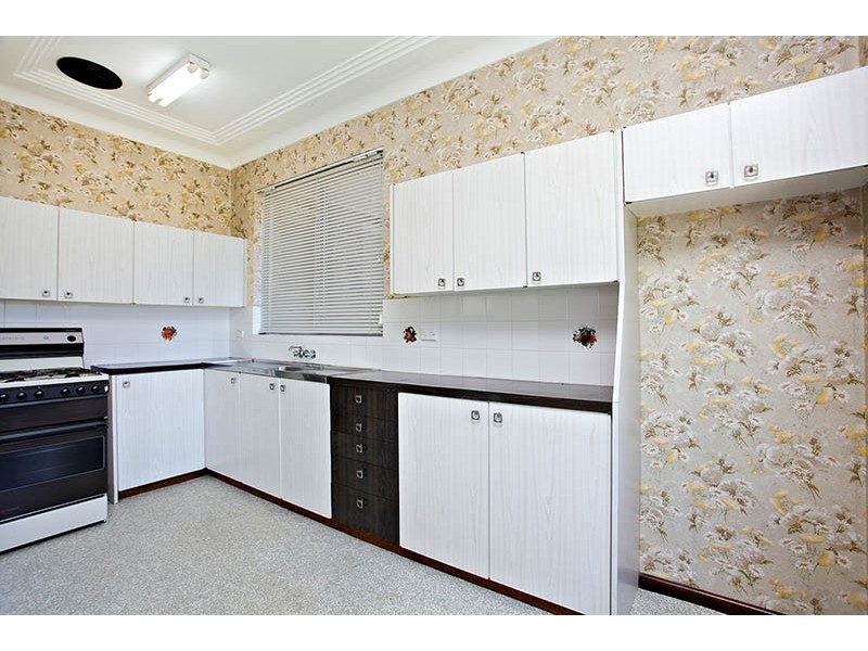 12 Hilltop Avenue, Marrickville NSW 2204