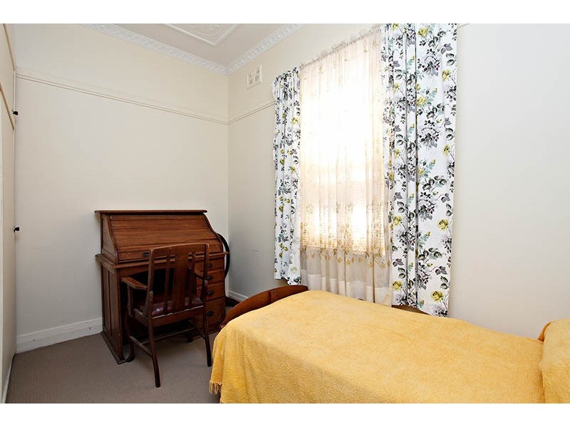 79 Albergeldie Street, Dulwich Hill NSW 2203