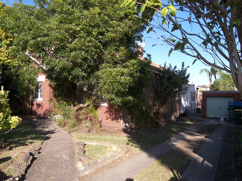 5 Marana Road, Earlwood NSW 2206