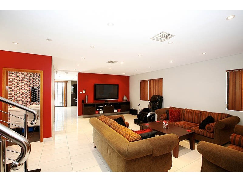 9 Hampden Street, Hurlstone Park NSW 2193