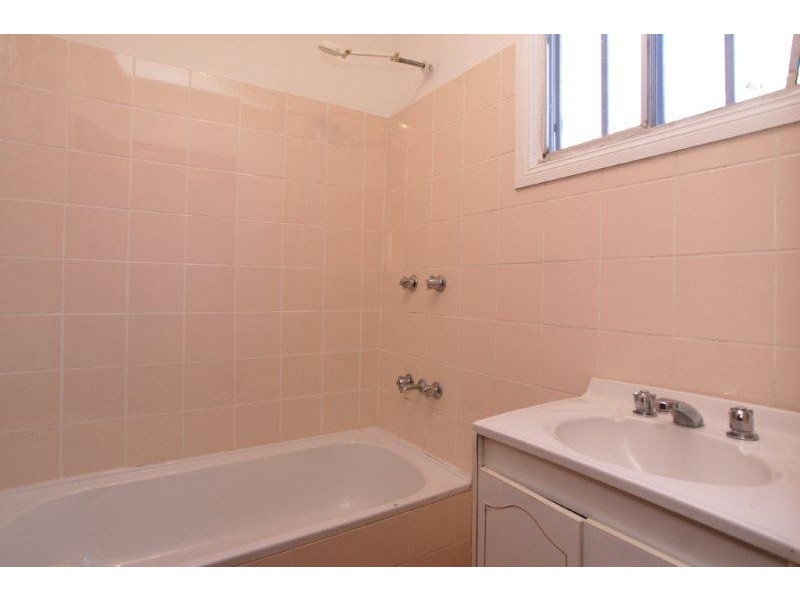 92 Beauchamp St, Marrickville NSW 2204