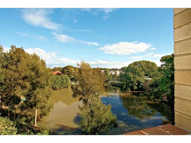 12/38B Ewart Street, Marrickville NSW 2204