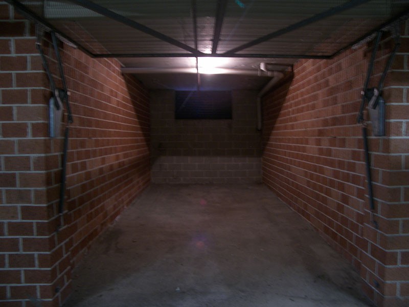 Garage 20/18 Cecilia Street, Marrickville NSW 2204