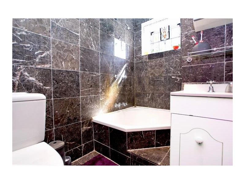 1/129 Warren Rd, Marrickville NSW 2204