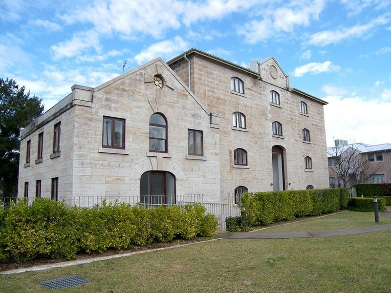 17/2-4 Sugar House Road, Canterbury NSW 2193