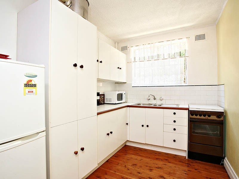 1/10 Henson Street, Marrickville NSW 2204