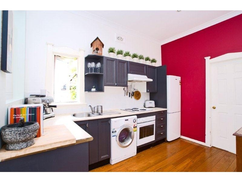 2/129 Warren Rd, Marrickville NSW 2204