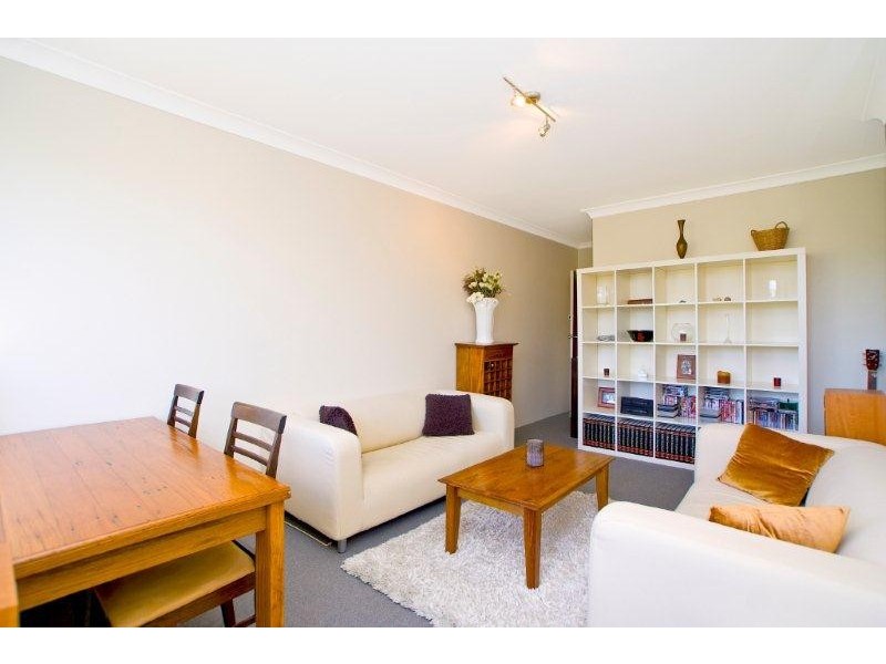 14/8 Bayley St, Marrickville NSW 2204