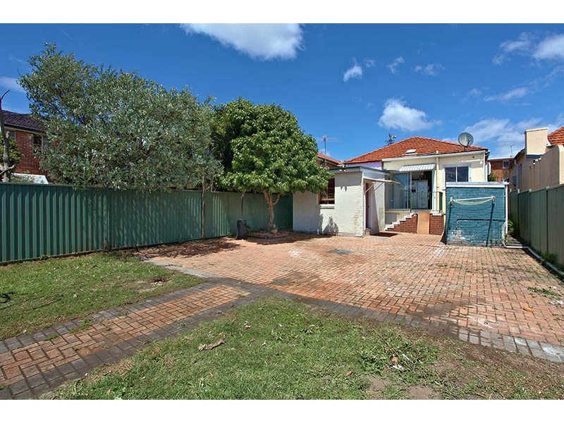 30 Fore Street, Canterbury NSW 2193