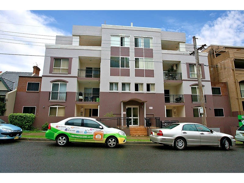 2/20-24 Premier Street, Kogarah NSW 2217