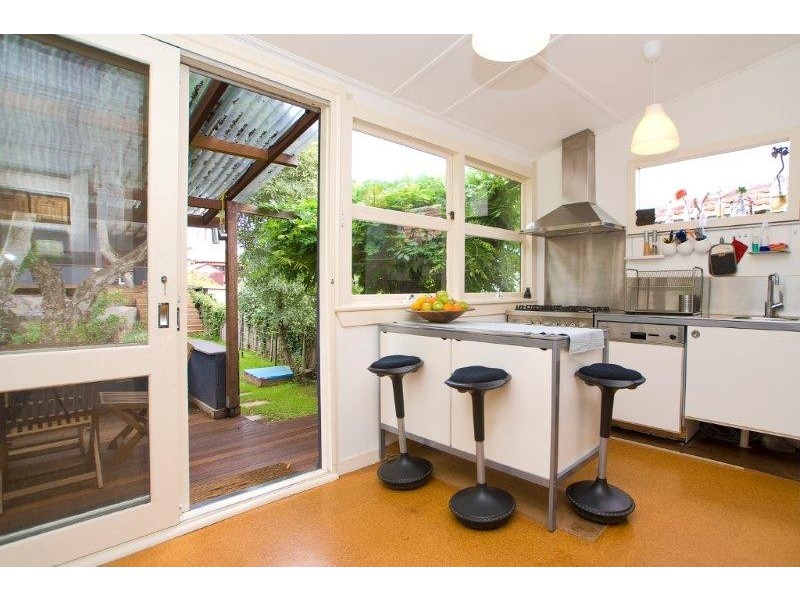 94 Beauchamp St, Marrickville NSW 2204