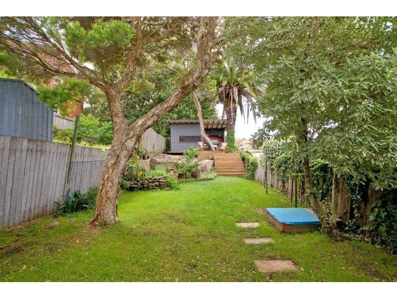 94 Beauchamp St, Marrickville NSW 2204
