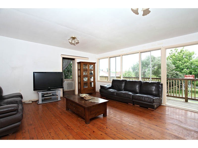 7 Wrights Ave, Marrickville NSW 2204