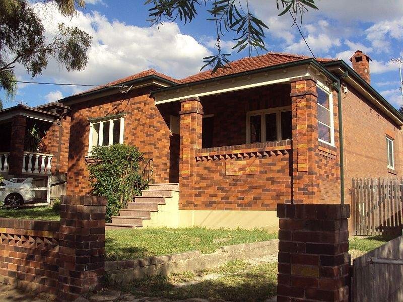 16 McGrath Avenue, Earlwood NSW 2206