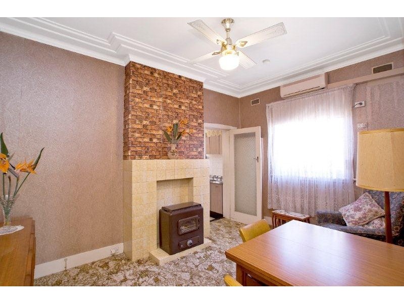 13 Lyon Ave, Punchbowl NSW 2196