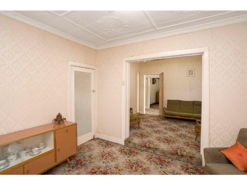 13 Lyon Ave, Punchbowl NSW 2196