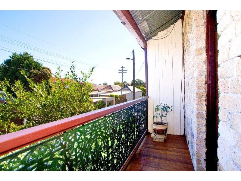 21 Fairfowl St, Dulwich Hill NSW 2203