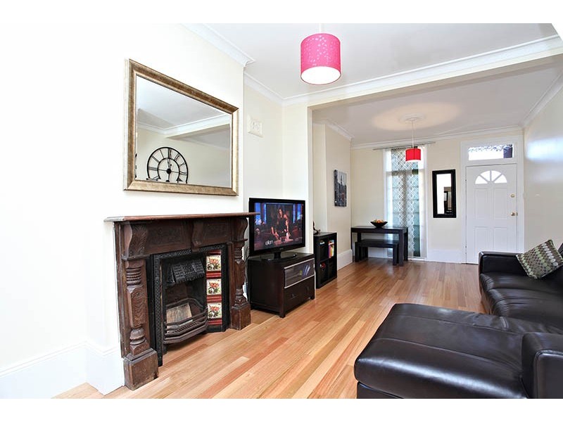 19 Fairfowl Street, Dulwich Hill NSW 2203