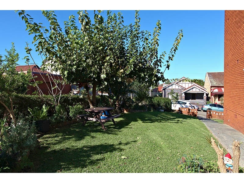 10/6 Esk, Marrickville NSW 2204