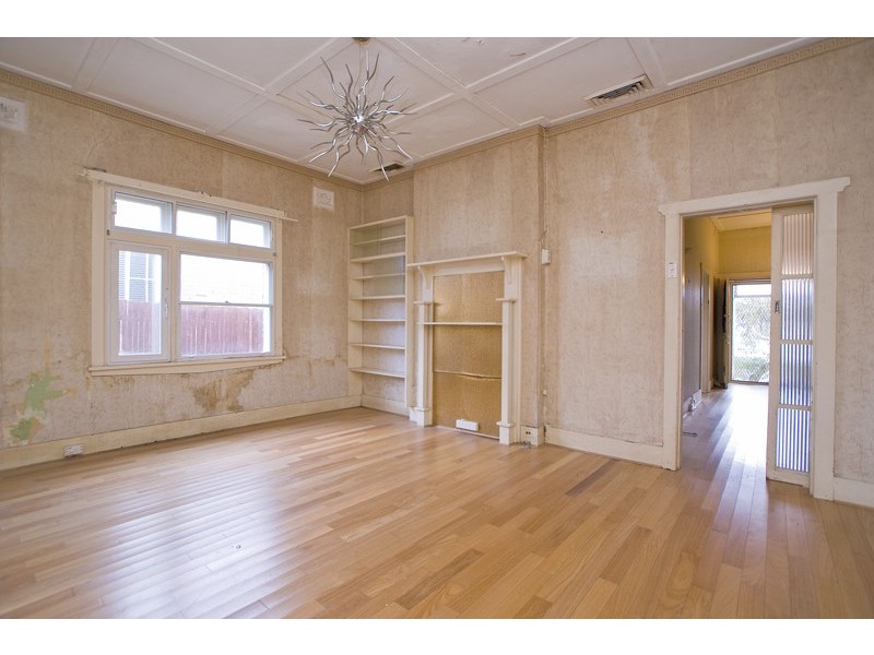 83 Edinburgh Road, Marrickville NSW 2204