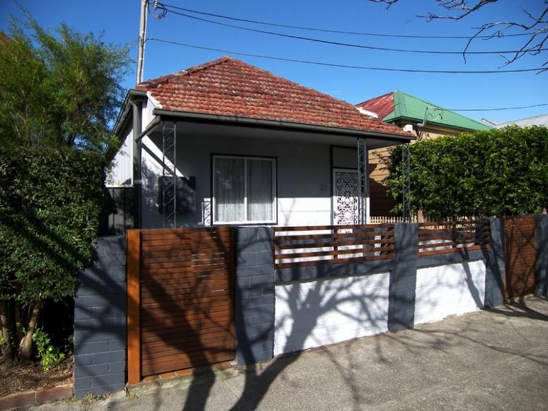 32 Malakoff Street, Marrickville NSW 2204