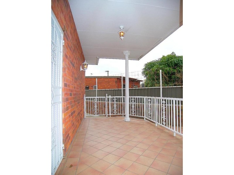 4 Petersham Road, Marrickville NSW 2204