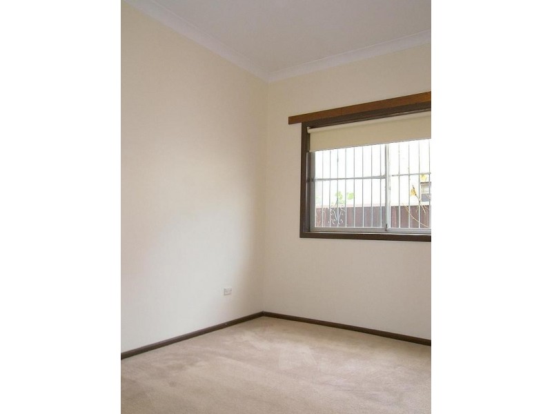 4 Petersham Road, Marrickville NSW 2204