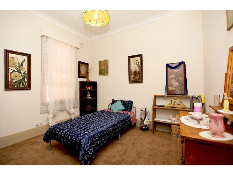 53 Petersham Rd, Marrickville NSW 2204