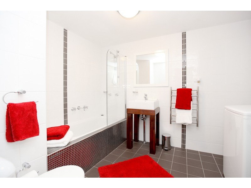 2/20 Station, Marrickville NSW 2204