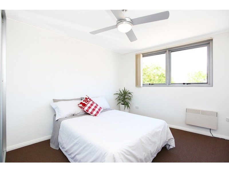 2/20 Station, Marrickville NSW 2204