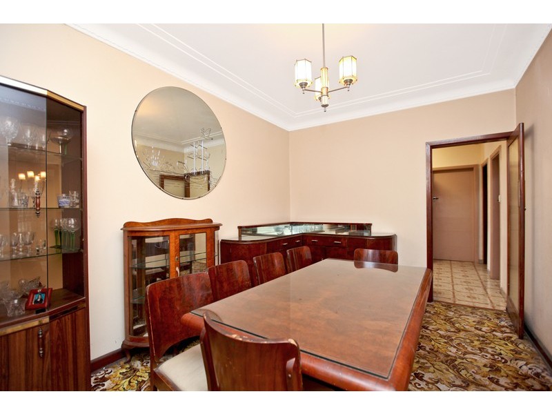 37 Riverside Cres, Marrickville NSW 2204