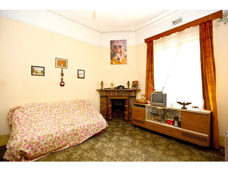 15 Pine St, Marrickville NSW 2204